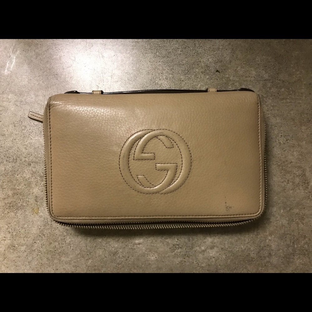 Gucci Wallet - tan